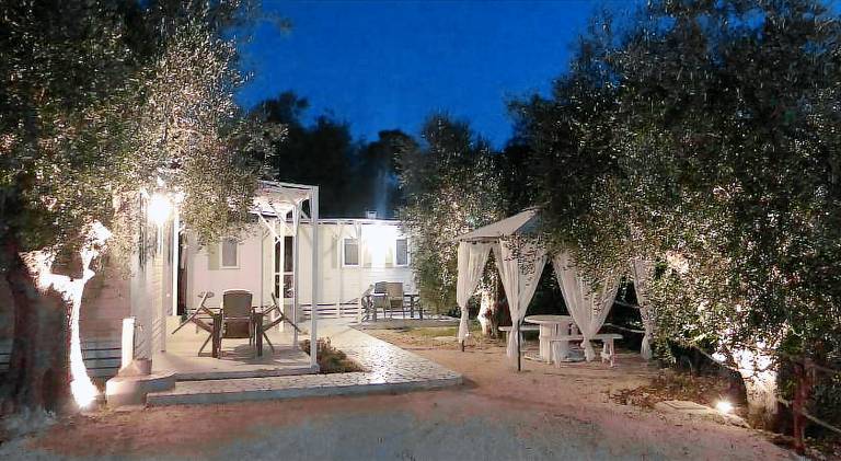 House with barbecue, terrace & pool — photo 4