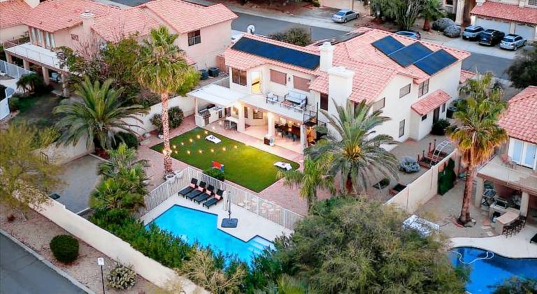 346 m&sup2; Ferienhaus