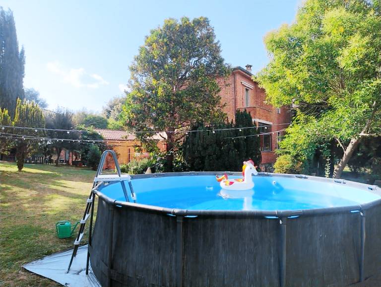 House with garden, barbecue & pool — photo 4