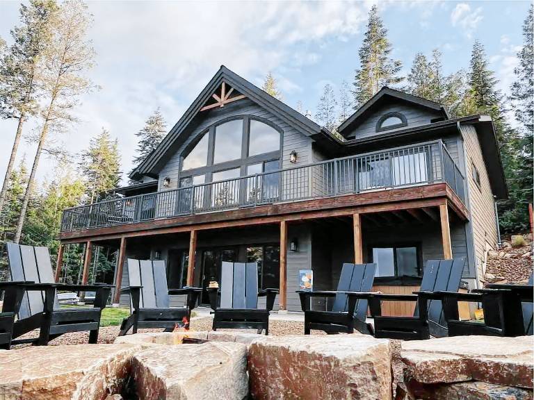 Cabin  Sagle
