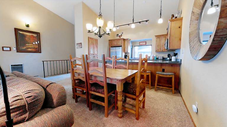 Helios North 6 Spacious and Bright, Pet-Friendly, Walk to The Village Gondola — photo 4