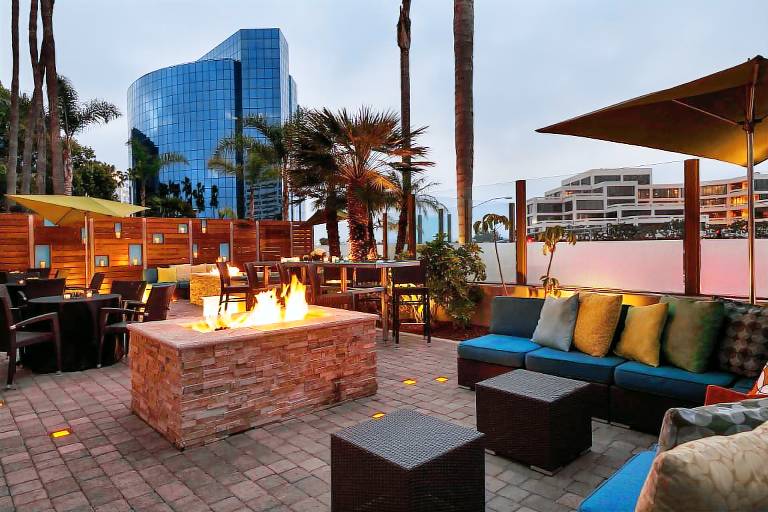 Embassy Suites by Hilton San Diego La Jolla — photo 3