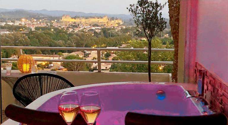 Panorama Suite & Spa in Carcassonne