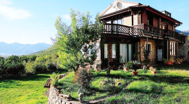 Lovely farm with terrace & garden | Pets are welcome — photo 3