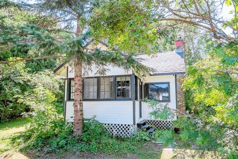 House Fenelon Falls