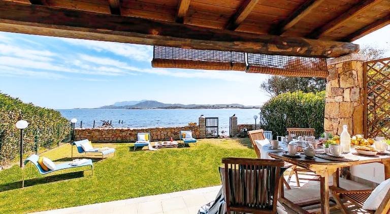 House with 3 rooms for 8 persons in Olbia