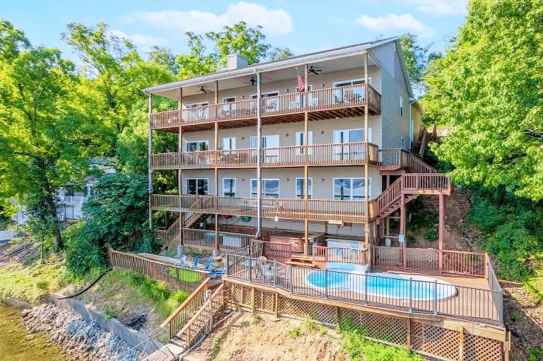 House Hurricane Deck