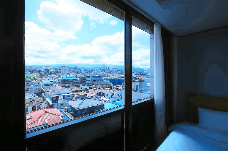 Line Hotel
