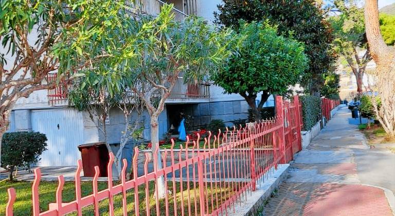 Rental apartment with 1 room for 3 persons in Bordighera