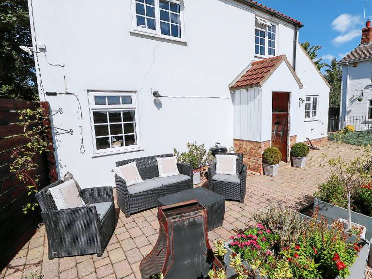 Cabin  Little Cawthorpe