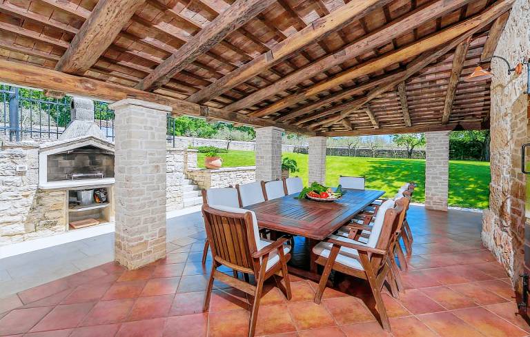 Villa with private pool, barbeque & terrace — photo 5