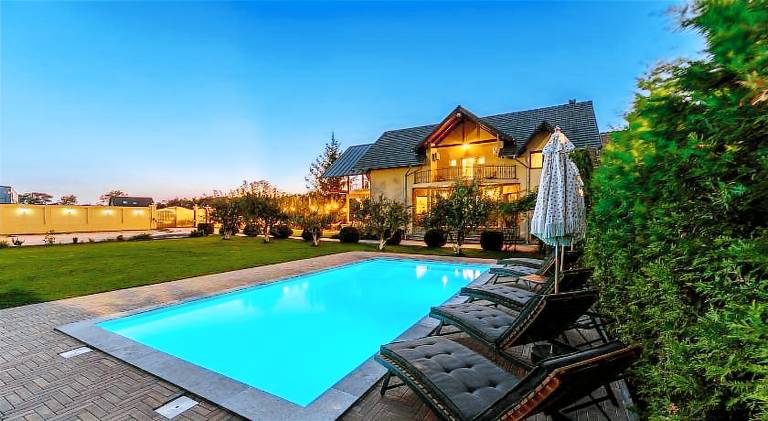 Orchard Villa in Brasov