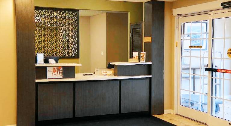 Candlewood Suites Clarksville By IHG — photo 5