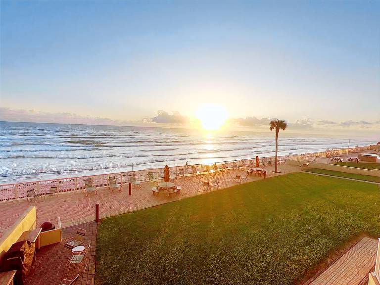 Condo Daytona Beach Shores