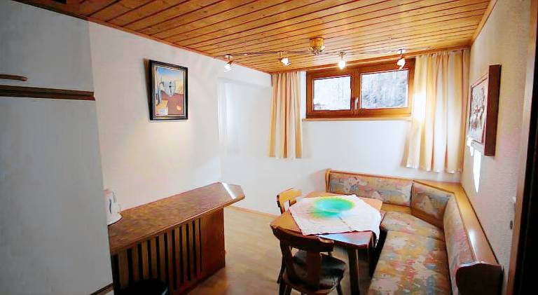 Pleasant farm with yard & patio | Perfect for remote work | Pets are welcome — photo 4