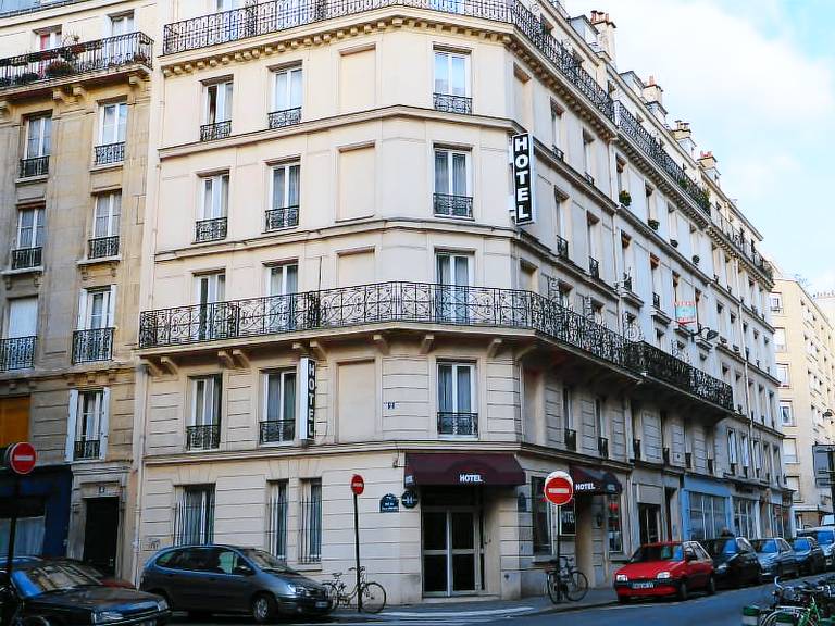 Hotel du Chemin Vert in Bagnolet