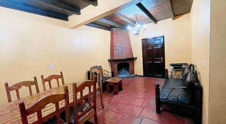 Wonderful vacation home with yard & terrace | Pet-friendly — photo 4