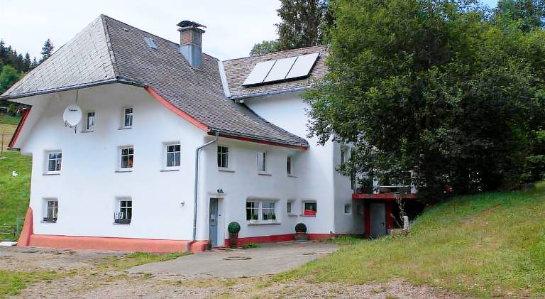 Vacation home with 3 rooms for 6 persons in Lenzkirch