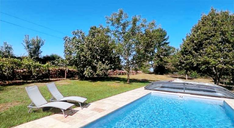 House with patio, barbecue & yard — photo 3