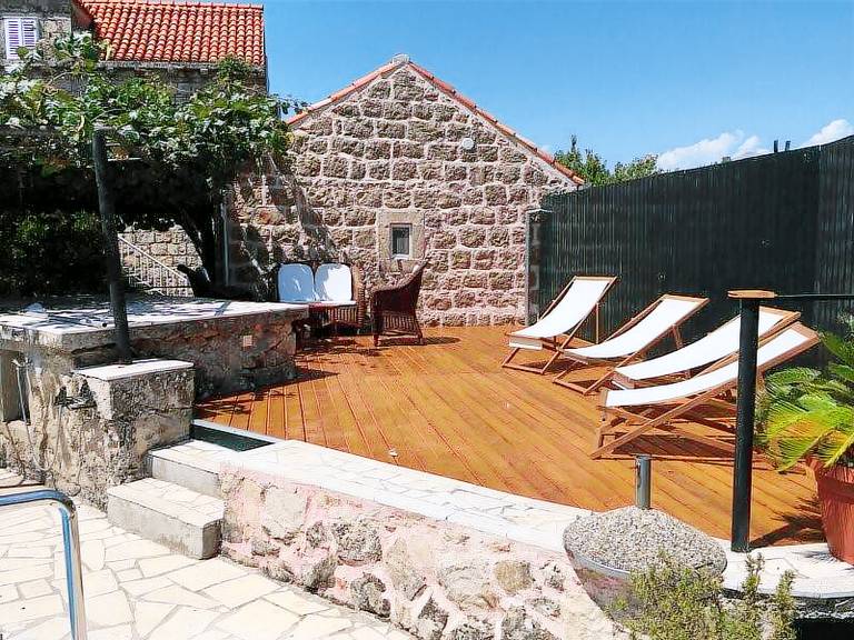 Villa with garden, private pool & fast internet | Mountain view — photo 4