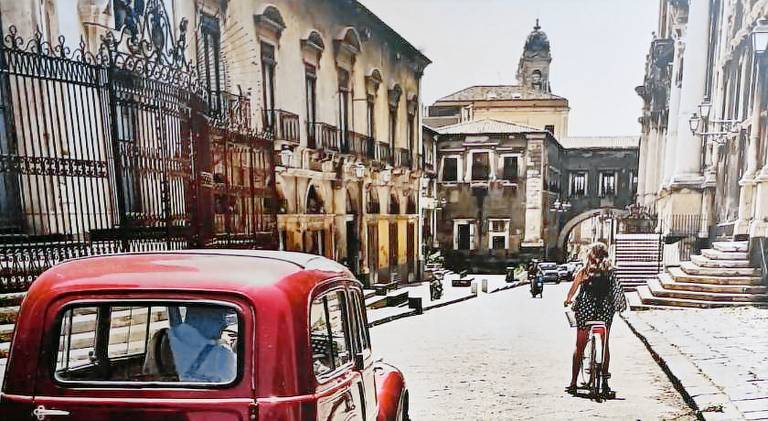 Rental apartment with terrace | Next to Monastery of San Nicolò l'Arena | Suitable for remote work in Catania