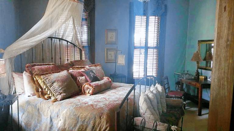 Bed and breakfast  Palestine