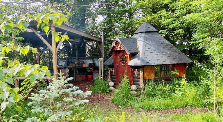 Lodge with barbecue & garden in Taunton