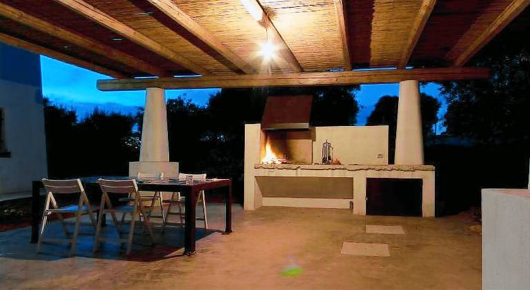 Villa with barbecue, garden & private pool — photo 5