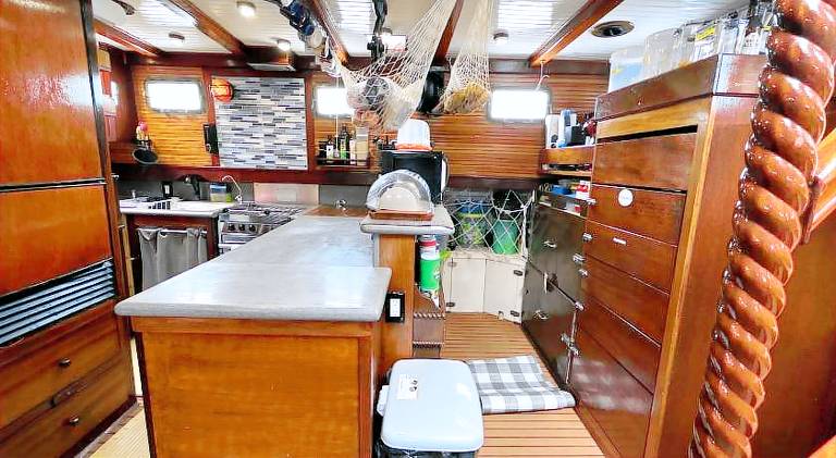 Boat with 1 room for 2 persons — photo 2