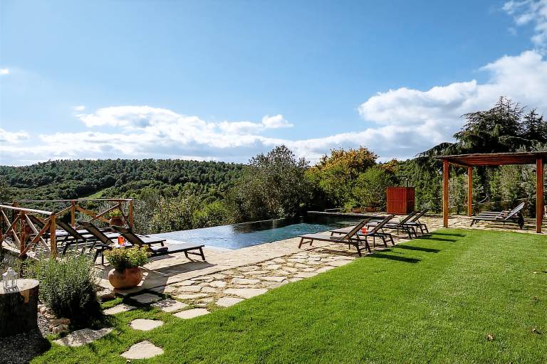Villa with garden, private pool & grill | Panoramic view — photo 2