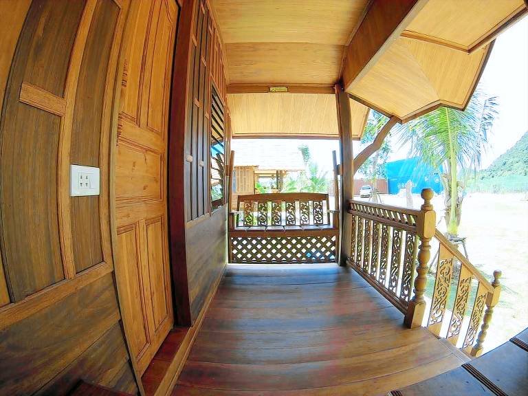 Entire resort -Jing Jo Boutique Bungalow — photo 5