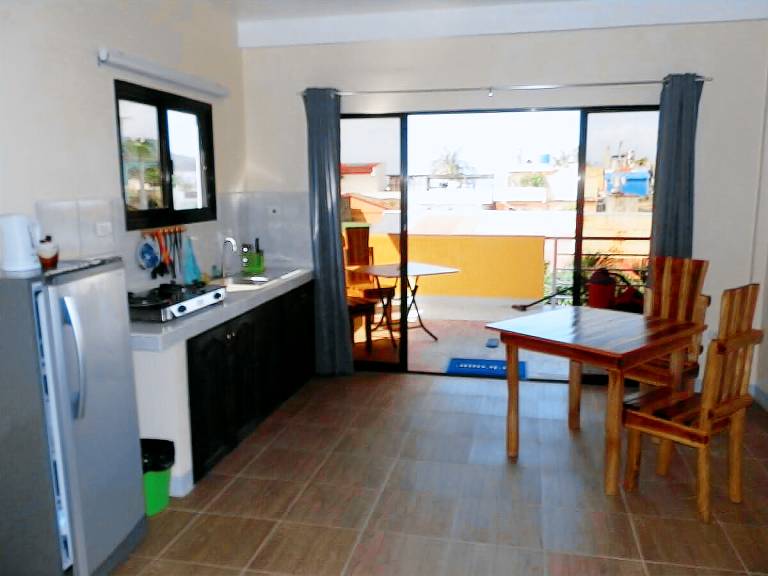 Rental apartment with yard — photo 5