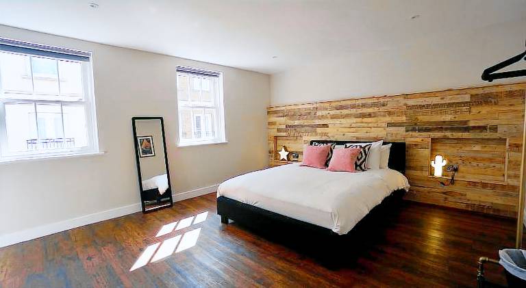 House with jacuzzi | Close to Brighton Palace Pier | Suitable for remote work — photo 2