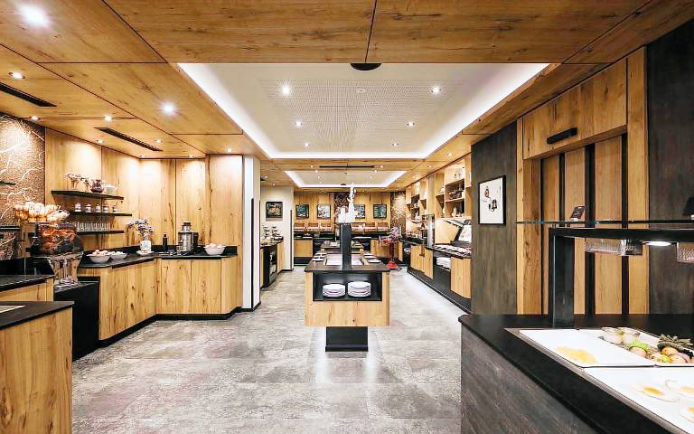 VALARA Alpine Art Hotel — photo 5