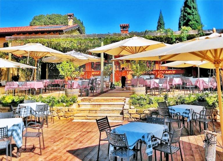 Corte San Mattia - Agriturismo Verona: Camera Deluxe Nespolo — photo 2