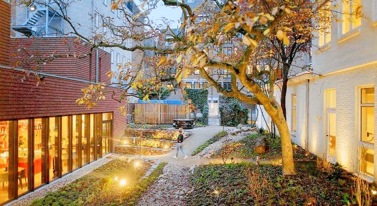The Green Elephant Hostel & Spa — photo 4