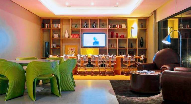 DMax Hotel — photo 2