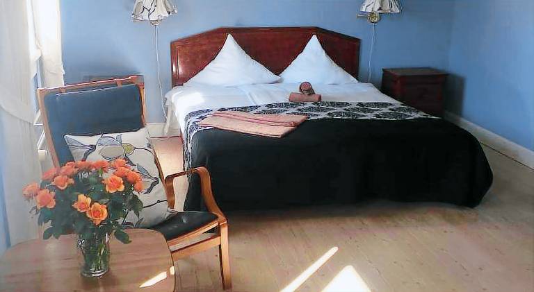 Serviced apartment with garden — photo 2