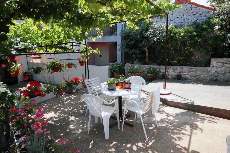 Studio flat with terrace Mali Lošinj, Lošinj (AS-8039-a) — photo 2