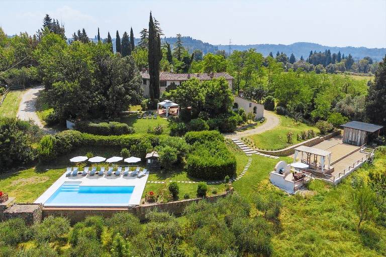 Villa with grill, private pool & yard | Perfect for remote work in Barberino Tavarnelle