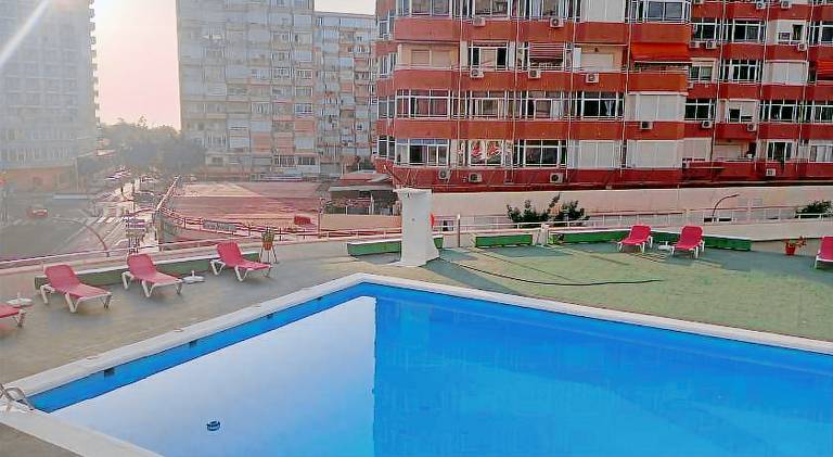 Apartment with pool | Pets are welcome — photo 3