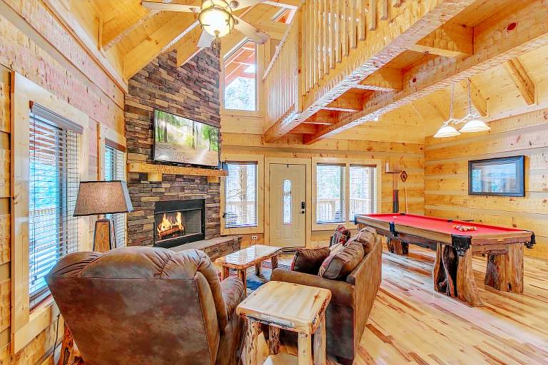 511LOVERSHIDESMNCB - Lover's Hideaway in Gatlinburg, TN