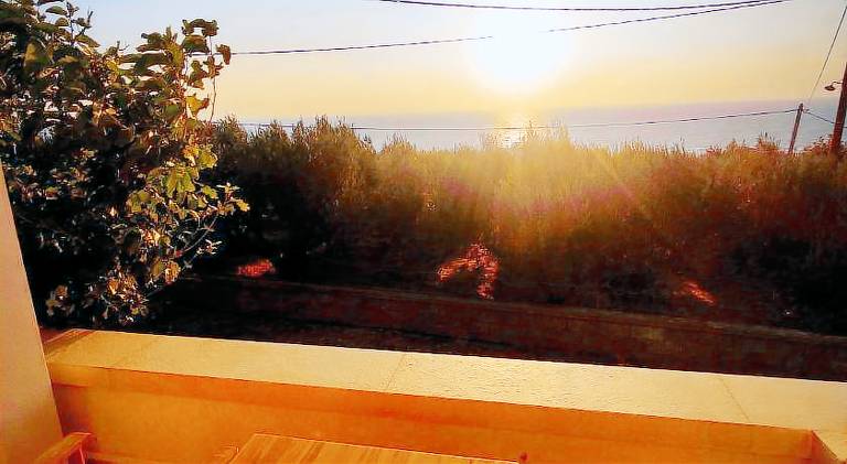 Vacation home with terrace, garden & grill | Good for workation — photo 4