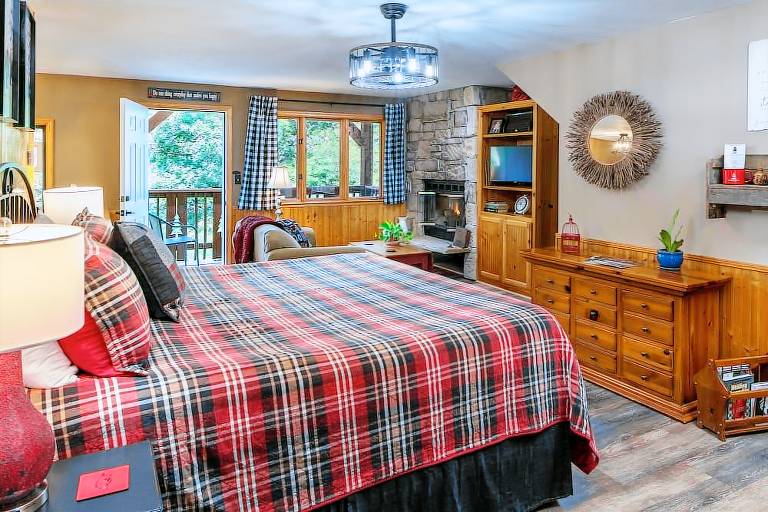 Cabin Eureka Springs