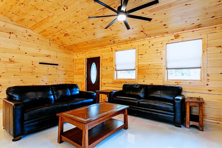 Cabin Romulus