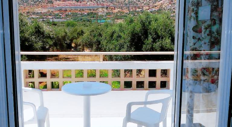 Nice serviced apartment with garden, patio & pool | Pets are welcome — photo 4
