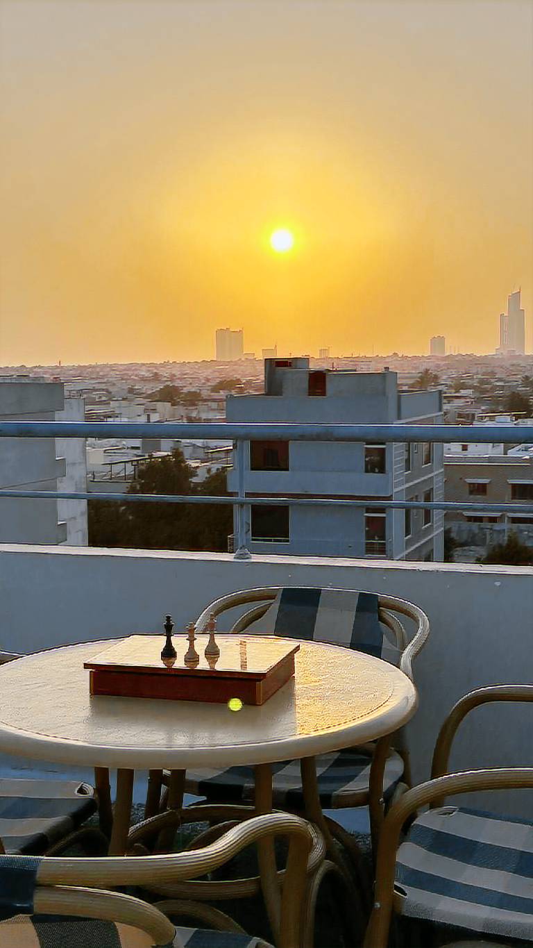 Modern minimalist 3 Bed Dha Phase 7 Ext Karachi — photo 3