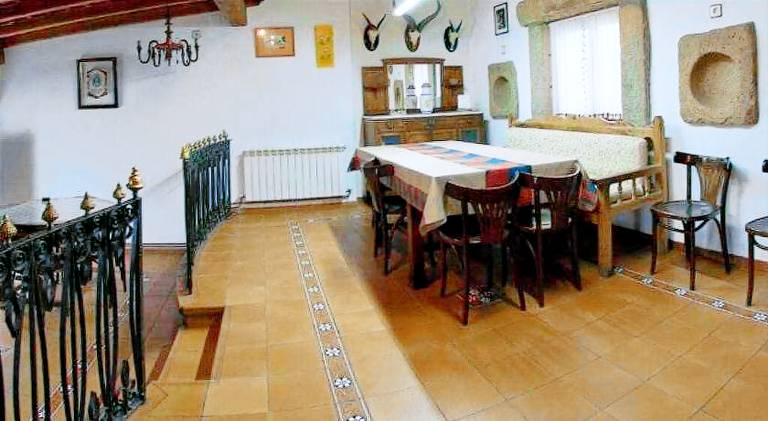 Casa Rural Lucia es una casa rural amplia con patio ideal para familias — photo 3