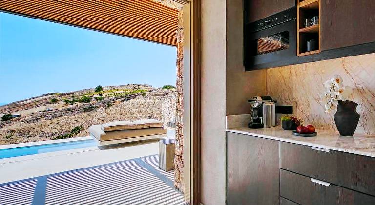 Villa with garden, pool & jacuzzi | Dogs allowed — photo 4