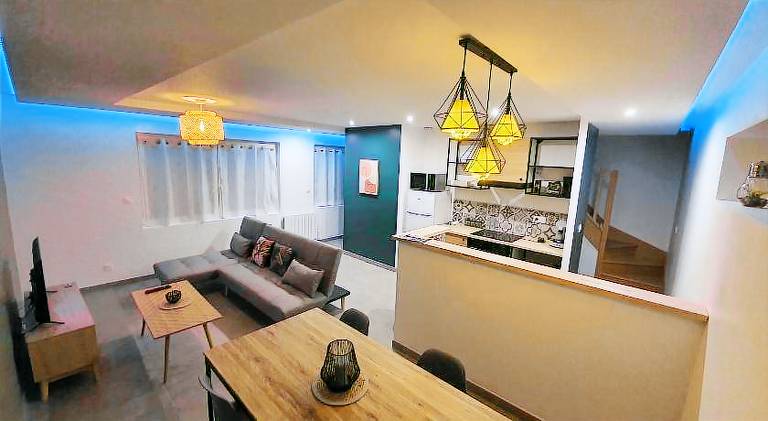 Charming apartment | Pets are welcome in Calais